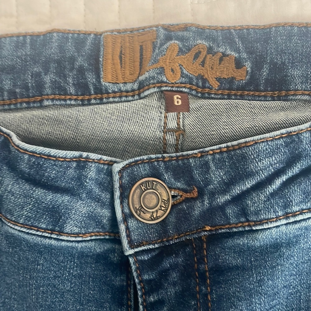 Kut from the kloth straight leg jeans